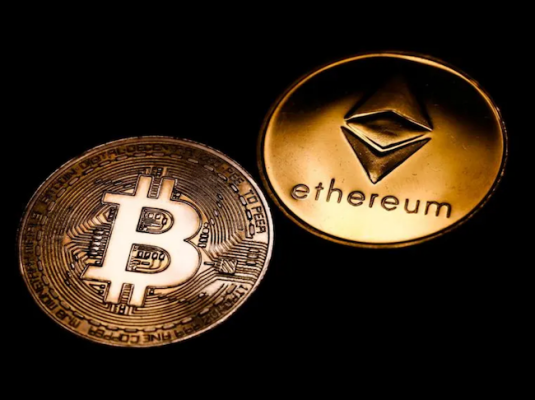 加密货币市场波动下的操作策略：以太坊升级影响、比特币关键位分析与币安平台实用指南